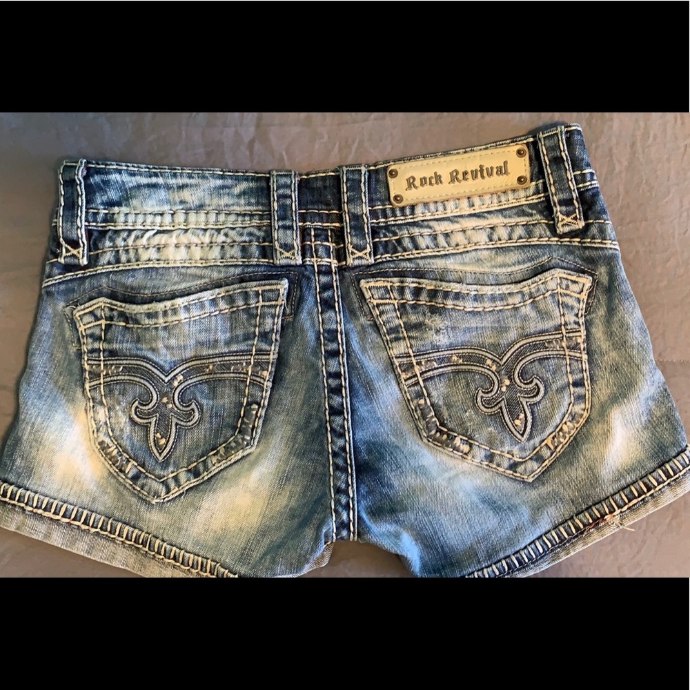 Rock revival size 27 shorts